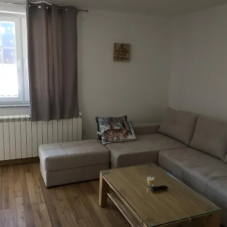 Zimska Bajka Apartment